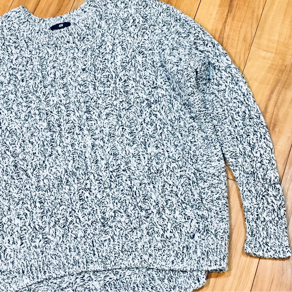 H&M marled style cable knit sweater top athleisure cozy
